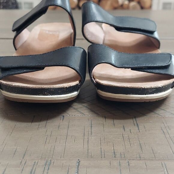 Dansko Vienna Black Low Wedge Sandals EU 41 - Picture 4 of 8